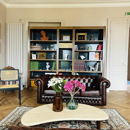 Chambres D'Hote - Maison Des Ecrivains - 50 M De La Cathedrale Et Place Des Jacobins 勒芒 外观 照片