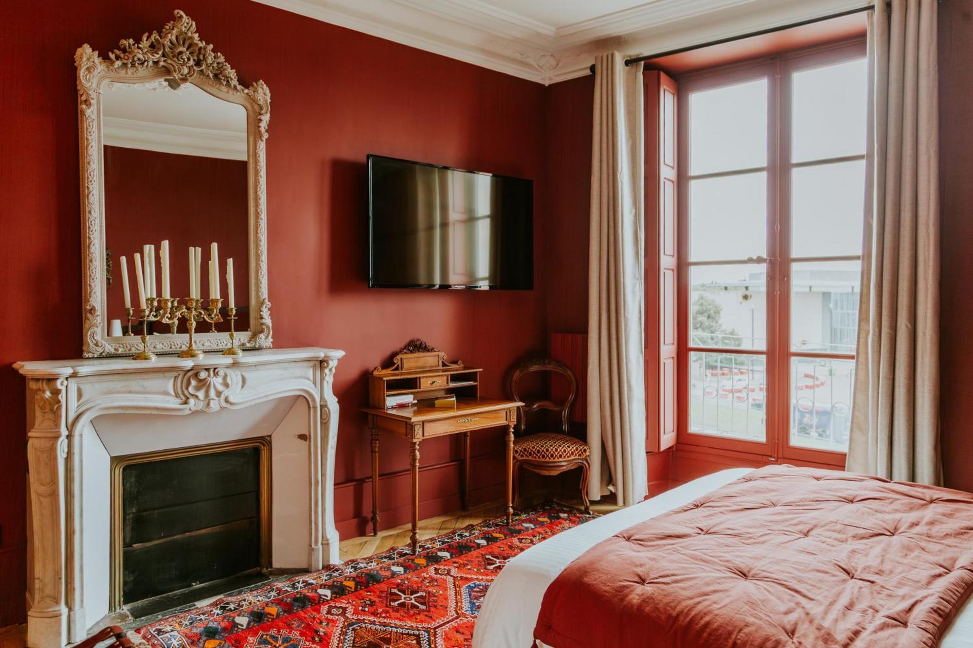 Chambres D'Hote - Maison Des Ecrivains - 50 M De La Cathedrale Et Place Des Jacobins 勒芒 外观 照片